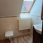 Dwor Pod Rozami Bed & Breakfast Smolec