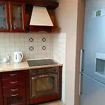 Bed & Breakfast Dwor Pod Rozami 3*