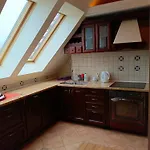 Bed & Breakfast Dwor Pod Rozami