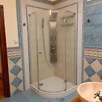 Bed & Breakfast Dwor Pod Rozami
