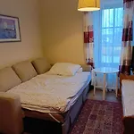Bed & Breakfast Dwor Pod Rozami Smolec