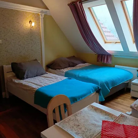 Dwór Pod Różami Smolec